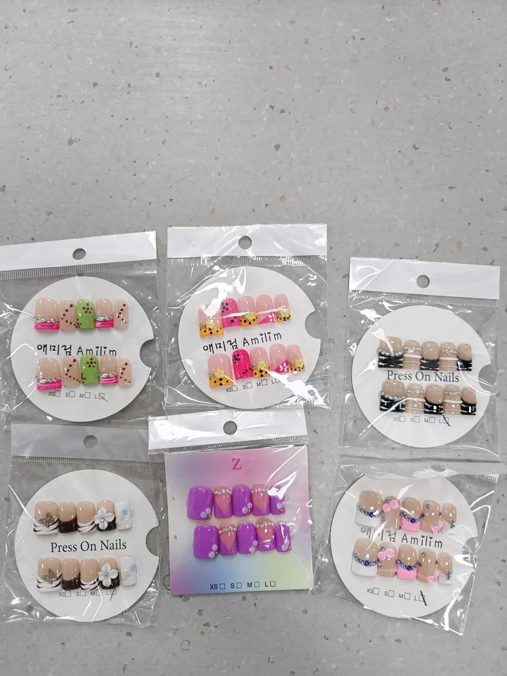 Roxie(14641)gc.$30 for 20 sets