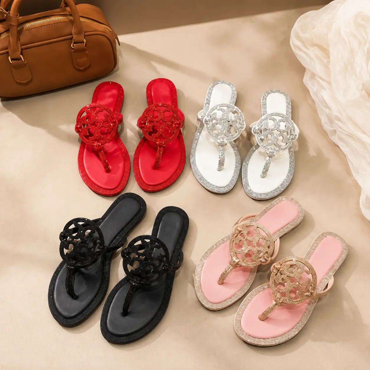Women’s Crystal Rhinestone Flip Flop Sandals Luxury Open Toe Flat Slides Elegant Summer Beach Shoes Fashion Casual Slip On Sandals