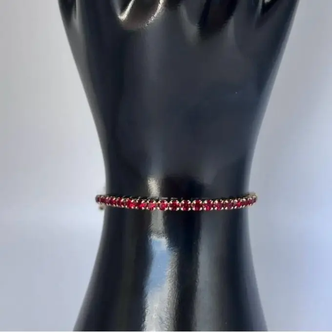 Brazalete 476 elgado en color rojo unisex gold plated Trendy Jewelry Handmade Fashion Accessory Cadna Con Pendiente Unisex