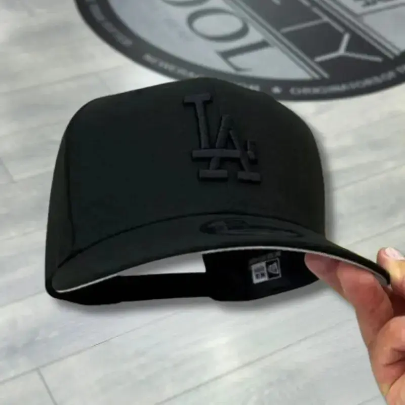 New Era 9FORTY NY MET, LA Dodgers, NY Yankees Curved Brim Baseball Hat, Red Embroidered LA Logo & Red Undervisor, MLB Streetwear Cap, Collector’s Limited Edition 2026 Urban Streetwear Gorra premium