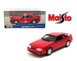 Maisto Diecast Model Car 1:24 1993 Ford Mustang SVT Cobra Special Edition Red Collectible Toy