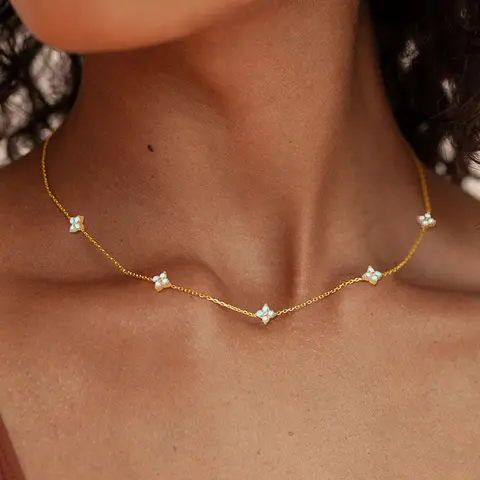 Dainty Lucky Leaf Necklace for Women 14K Gold Plated CZ Clover Pendant Choker Necklaces to Daughter Mom Stackable Chain Graduation Wedding Prom Brides Jewelry