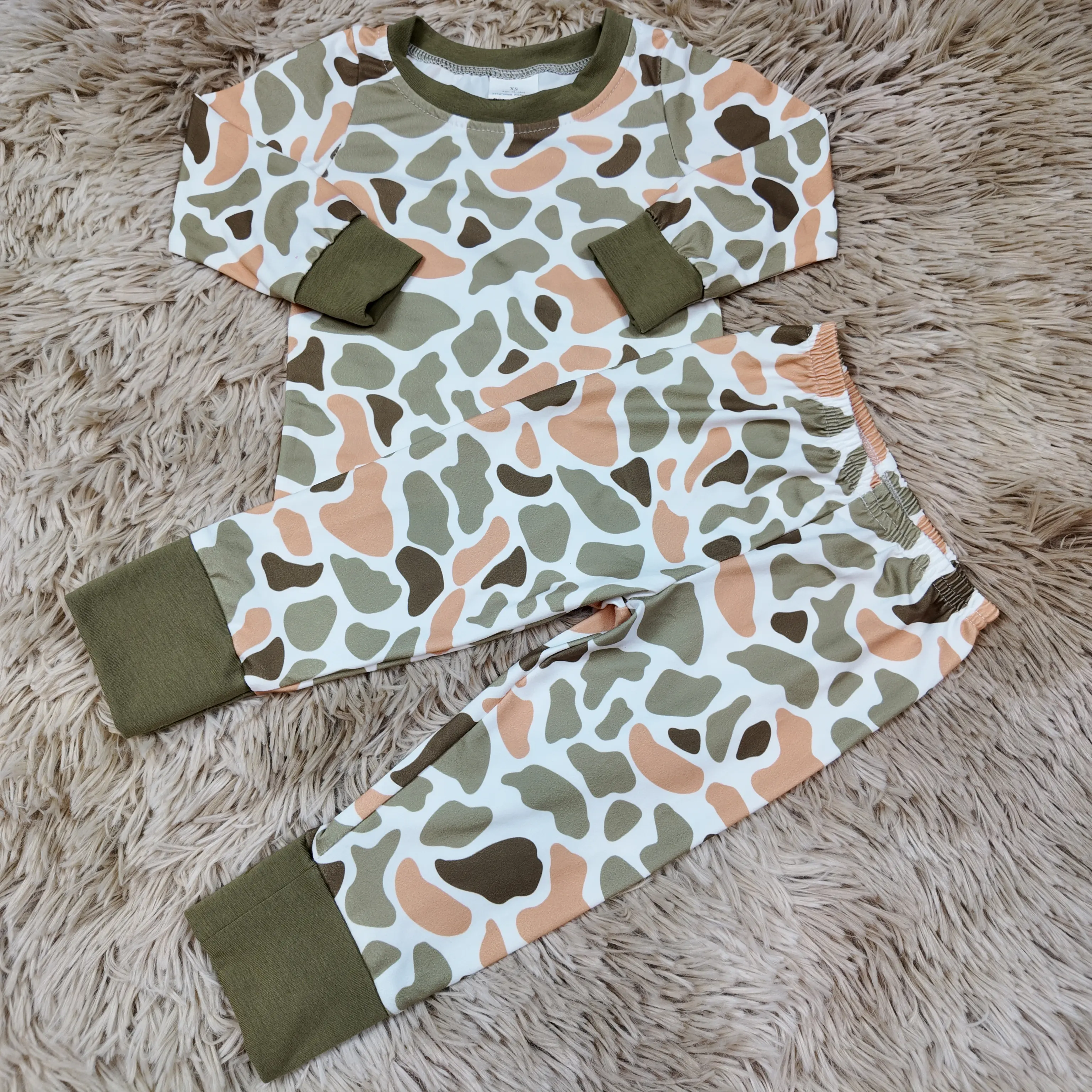 Boys' Camouflage Pajama Lounge Sets, 2-Piece Long Sleeve Top and Pants Sleepwear for Toddlers 2T 3T, Camo Print Fun, Cute Pajamas, Long Sleeve Shirt, Playful Look, Bedtime Wear, Cool Nights, Comfortable, Yes, 4T