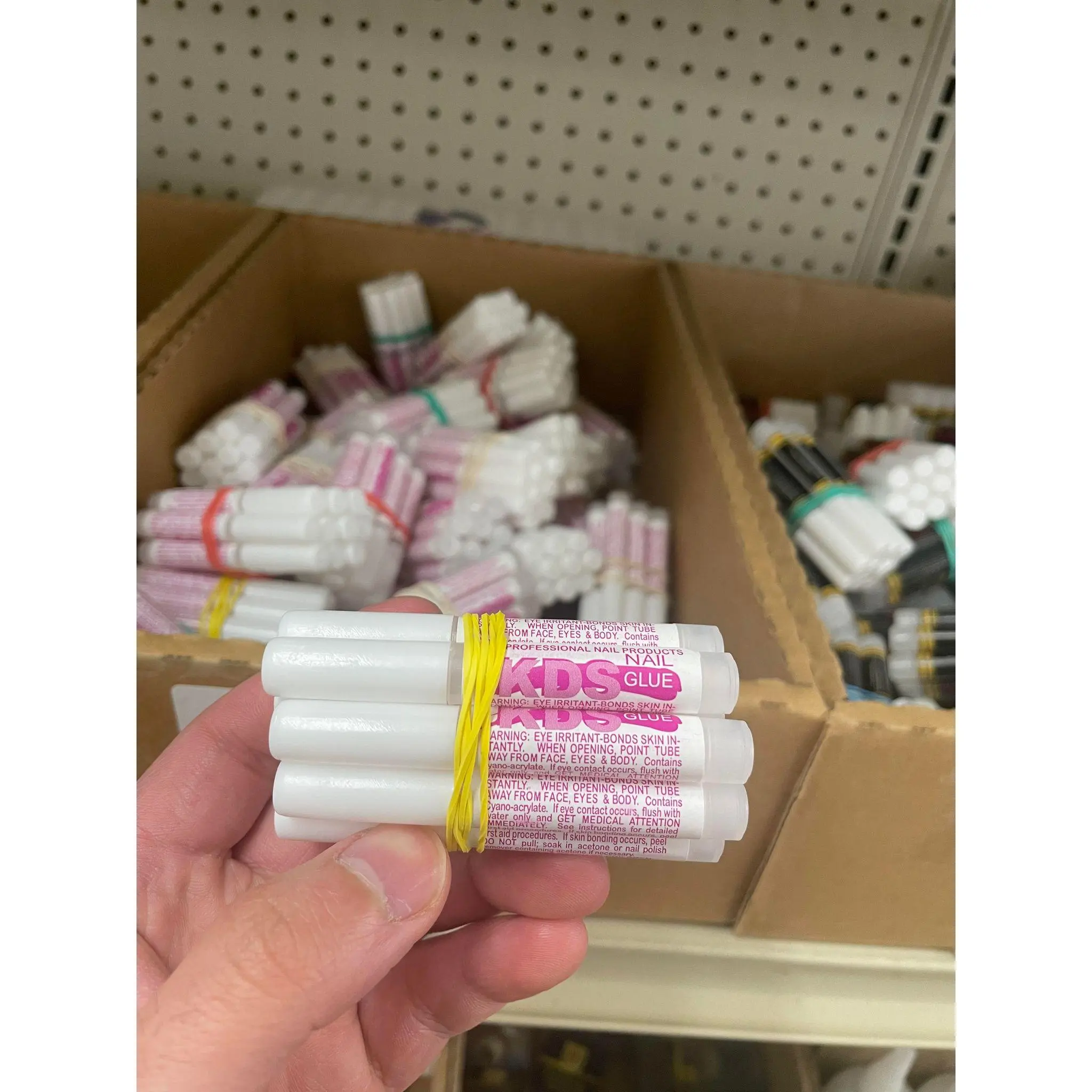 Nail Glue Nail Glue