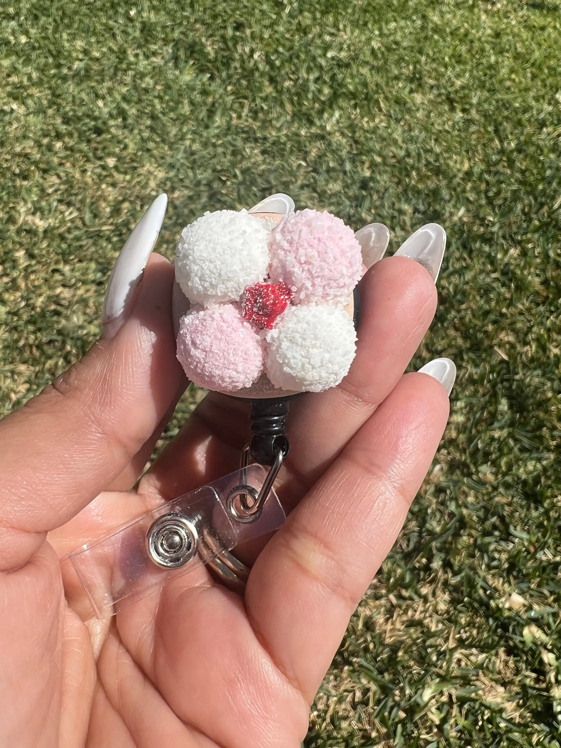 Galleta sponch Badge reel