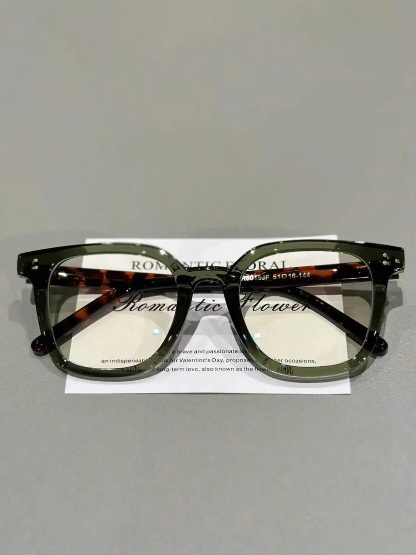 New Simple Square Flat Lens Glasses, Trendy Fashion Anti-Blue Light Frame, Bluelight Fashion Glasses, Tr90 Vintage Eyeglasses, Casual Daily Wear Style, Stylish Square Frames, Square Plain Frame, Square Frame Eyewear