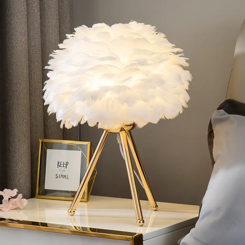Swan Feather Table Lamp Nightstand Lamp Romantic Bedroom Desk Night Light Bedroom Accessories Table Light Christmas Present Home Decor Gift