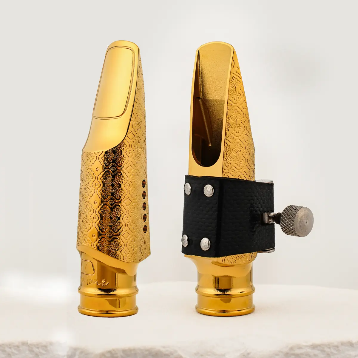 Alto Saxophone Metal Mouthpiece - Durable Alloy, Clear Tone, Strong Sound, Strong Penetration, Smooth & Easy to Play, Compatible with Mainstream Alto Saxophones, for Professional Players & Music Enthusiasts (Sax Accessory)