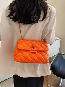 Trendy Crossbody Bag, Stylish Shoulder Strap Design, Ideal for Daily Use & Commuting, Versatile Fashion Accessory