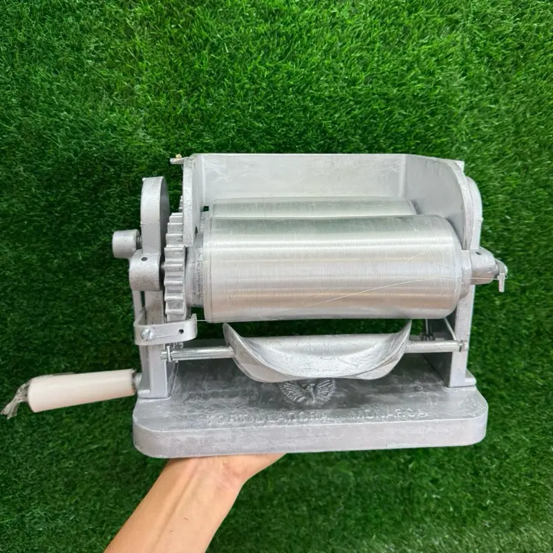 Manual Corn Tortilla, Maker Monarca Set. Manual Corn Tortilla, Maker Monarca Set.