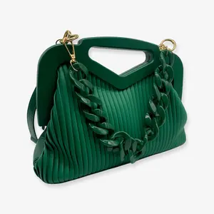 Pleat