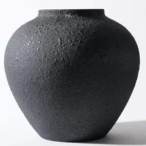 Black Large Round Vase Pottery Look for Home Decor, Black Rustic Iron Vase Modern Farmhouse, Console Table Decor, Earthy Textured Metal Big Black Round Vases for Centerpieces, Jarrones Grandes