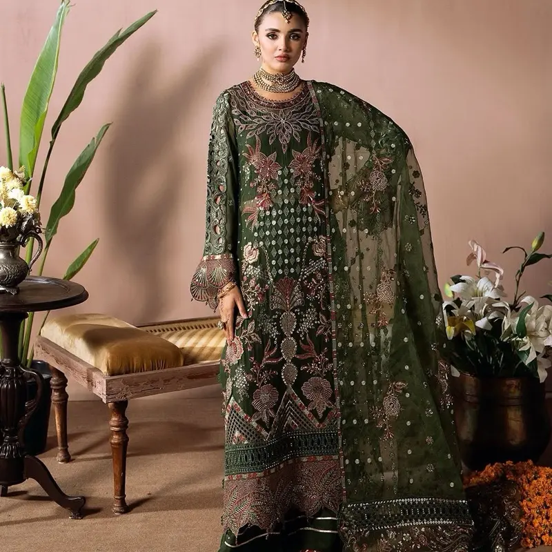 Elegant Green Chiffon Suit Embroidered Organza Women's Wear