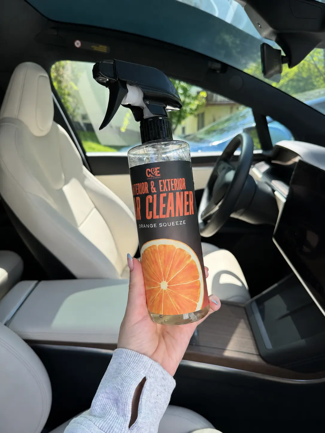 Complete Interior & Exterior Car Cleaner - Streak-Free Shine - Car Cleaning Supplies - 2-in-1 Complete Interior & Exterior Car Cleaner - Streak-Free Shine - Car Cleaning Supplies - 2-in-1