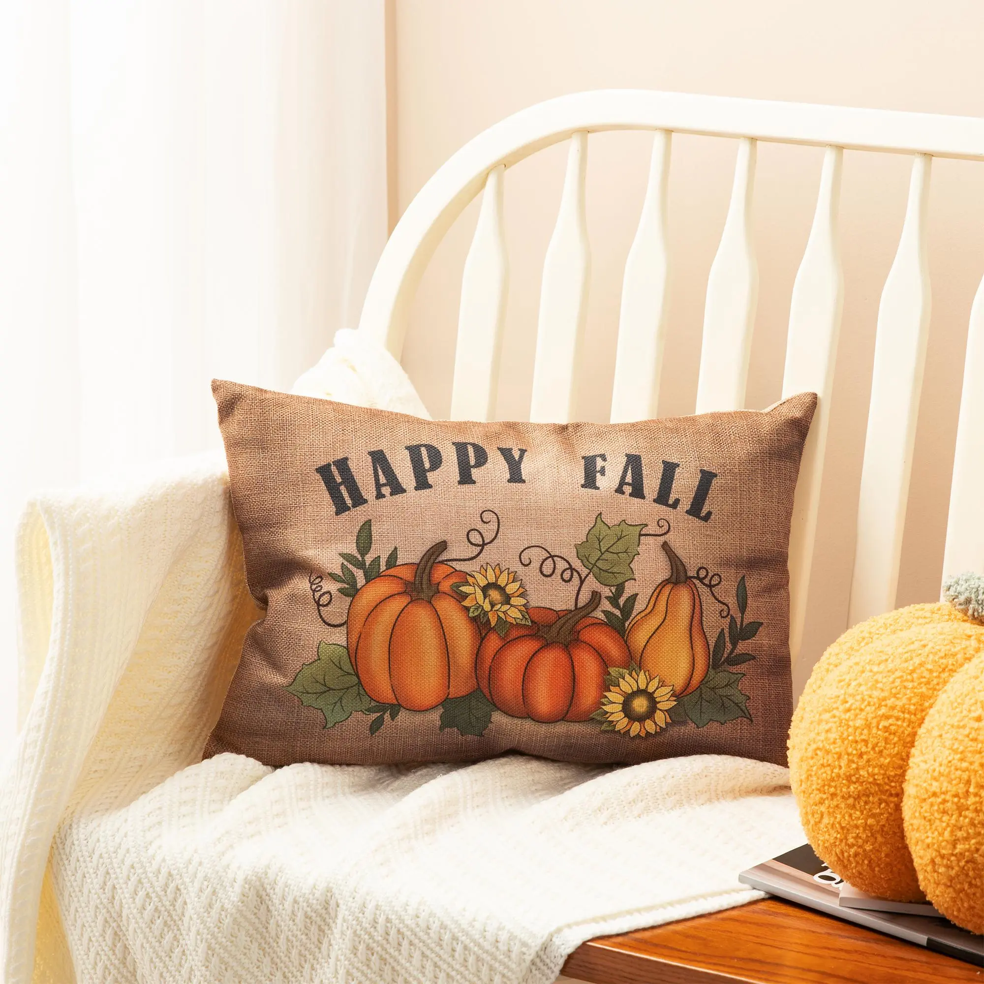 Glitzhome Handmade Rectangular Vintage Fall Pumpkin Pillow, 18in, 100% Polyester, 11.61in H x 17.72in W, Invisible Zipper, Removable Cover, Easy Assembly, Holiday Decor, Pumpkin Print