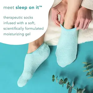 Mother’s Day Gift: Moisturizing socks — green, soft, repair cracked skin, moisturizing treatment, full gel, jojoba oil, vitamin E; spa socks, 1 pair