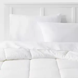 King Down Alternative Washed Microfiber Reversible Comforter White - Room Essentials