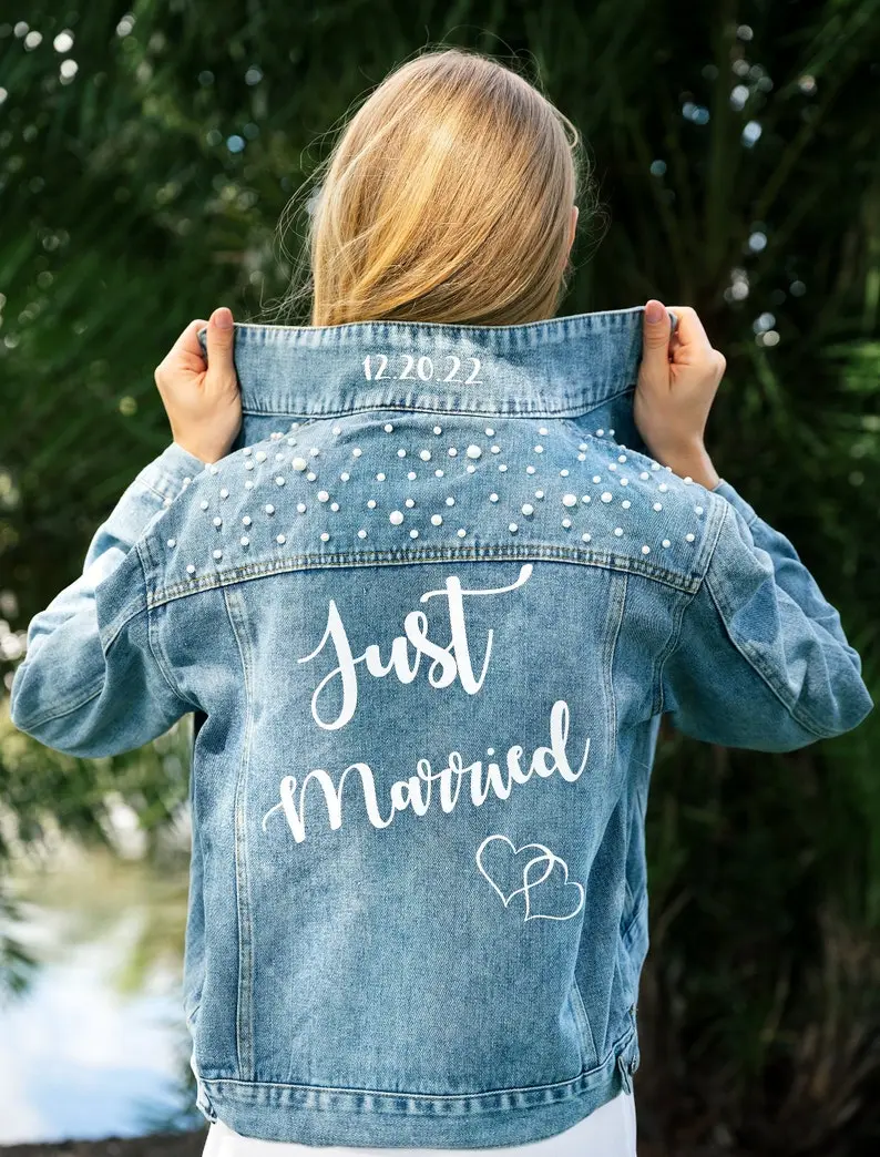 Wedding Bridal Denim Jacket, Bride Denim jacket with pearls, Mrs Custom Jean Jacket, Date under the collar jacket, Personalized jacket-autum, gifts for friends, relatives, family.