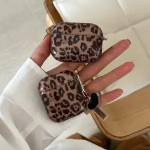 Vintage Leopard-Print Earphone Case with Heart Tag for Apple AirPods Pro 3/2/1 & AirPods 4/3/2, Stylish Protective Cover