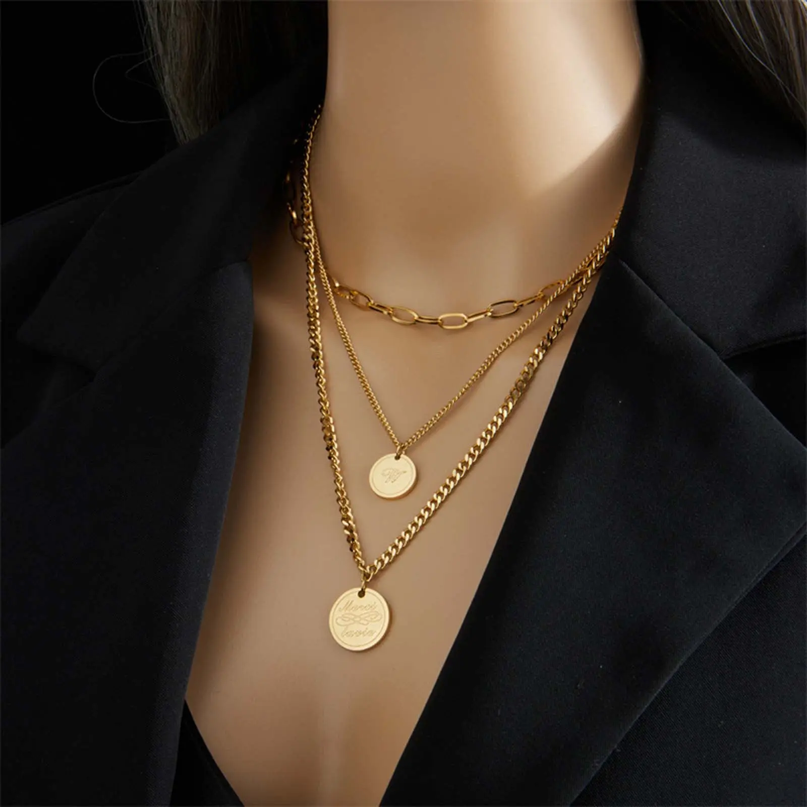Modern Multilayer Necklace, Gold-Tone 3-Tiered Round Pendant Chain for Women, Lightweight Everyday Fashionable Accessory