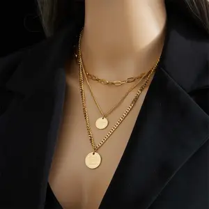 Women's 3-Layer Coated Metal Round Pendant Clavicle Chain, Multilayer Necklace, Fashionable Accessory for Daily Wear