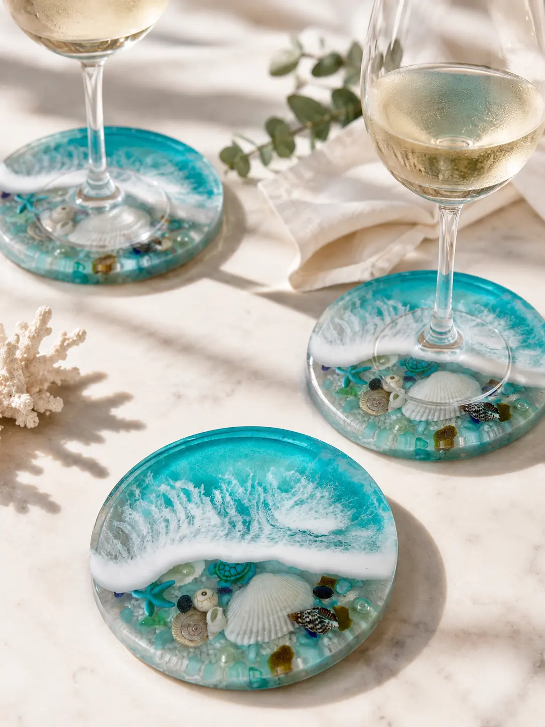 Handmade Round Glossy Ocean Resin Coasters for Drinks, Coastal Kitchenware Tableware Decorative Coaster, Beach House Decor Gift