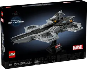 LEGO The Avengers Helicarrier Set 76295