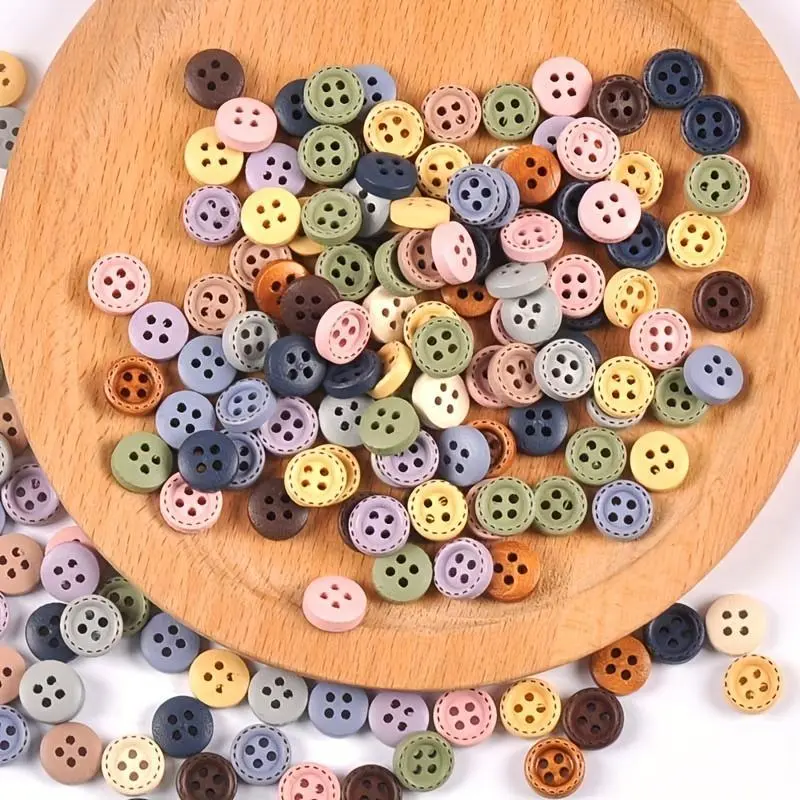 100pcs Colorful Four-Hole Wooden Buttons for DIY Clothing, Sewing Accessories, Home Sewing, Crafting Sewing Tools, Haberdashery, 1cm/inch, Multi Button, Decorative Buttons