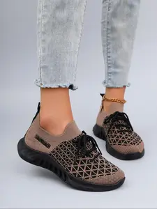 Women's Fashionable Lace Up Low Top Sneakers, Casual Comfortable Breathable Lightweight Sports Shoes, All-match Round Toe Shoes for Daily Wear