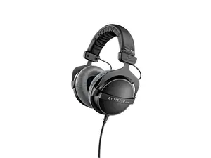 Beyerdynamic DT 770 Pro 250 Ohm Reference Headphones for Control and Monitoring Purpose (Closed)