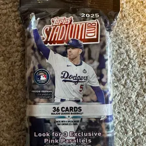 2025 stadium club hanger pack