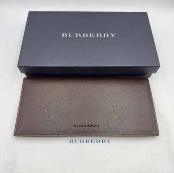 Pre-owned BURBERRY Calfskin Small leather goods Taupe Cross Grain Cowhide Leather Long Bifold Wallet J8081910
