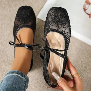 Women’s Embroidered Mesh Ballet Flats, Square-Toe Design, Lightweight, Comfortable, Breathable Flats for Summer, Casual Wear, and Parties. Stylish yet practical, perfect for all-day wear and elegant enough for evening events.