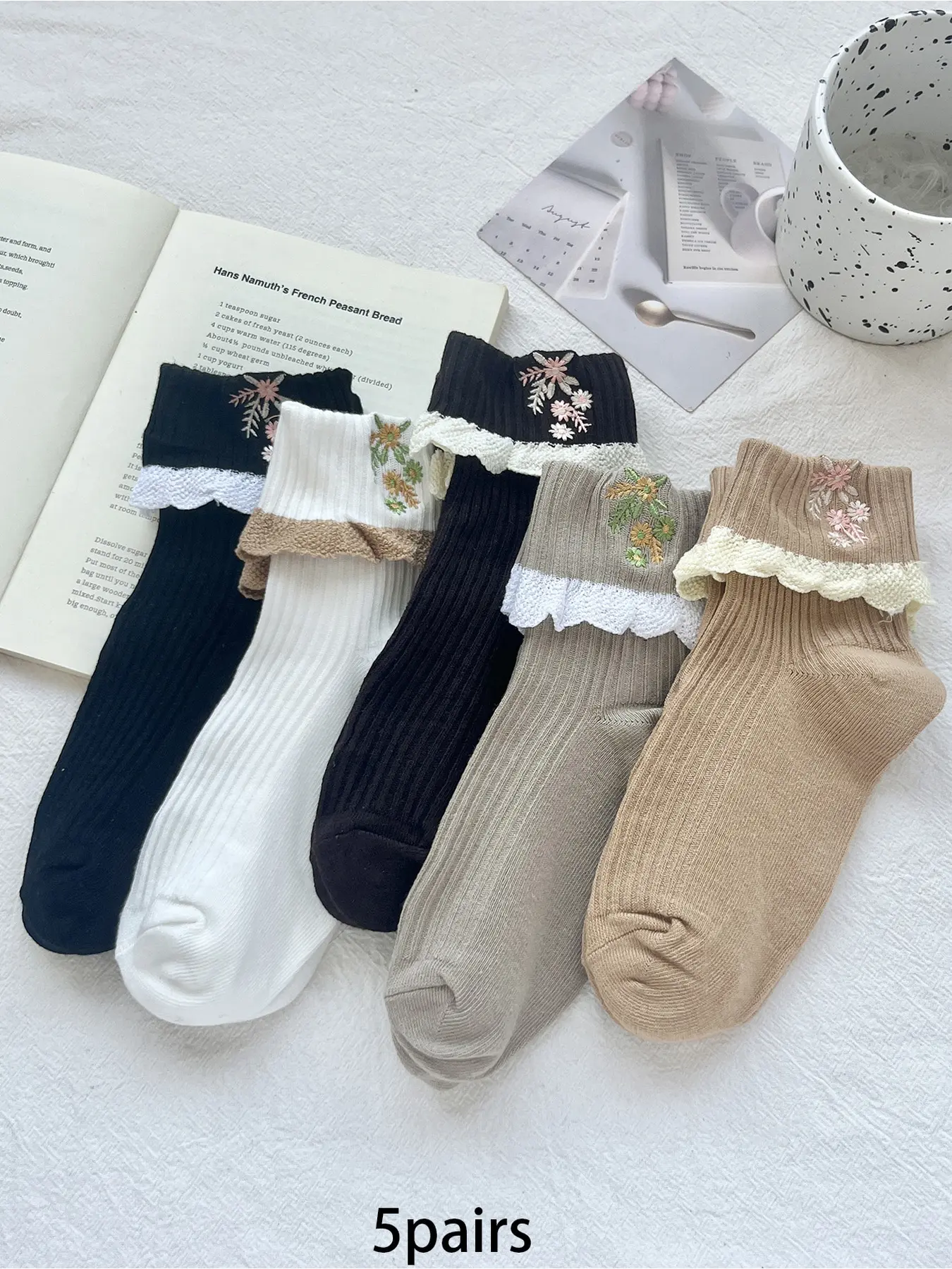 5 pairs of stylish feminine floral embroidered mid-calf Fitted Soft Breathable socks with lace edges, comfortable and breathable casual socks, perfect for women's daily leisure and home wear