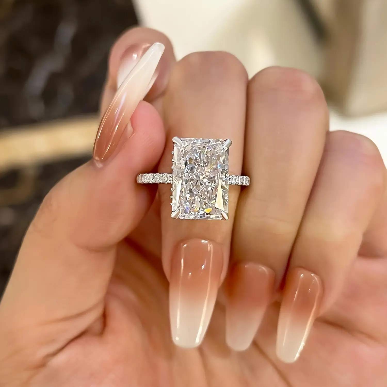 Unisex 925 Sterling Silver Engagement Ring - 4-Carat Lab-Grown Sparkle Stone, Simple Elegance, December Birthday Jewelry, Ideal for Christmas Weddings