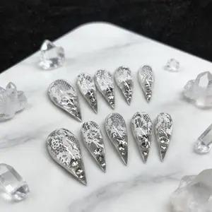 Handmade Dragon Claw False Nails Long Lace Finish, Transparent Snake Skin Diamond Design, Cat Claws Nail Art, Single Item, Glossy Fake Nails, Handmade Press On, Handmade Acrylic Nails