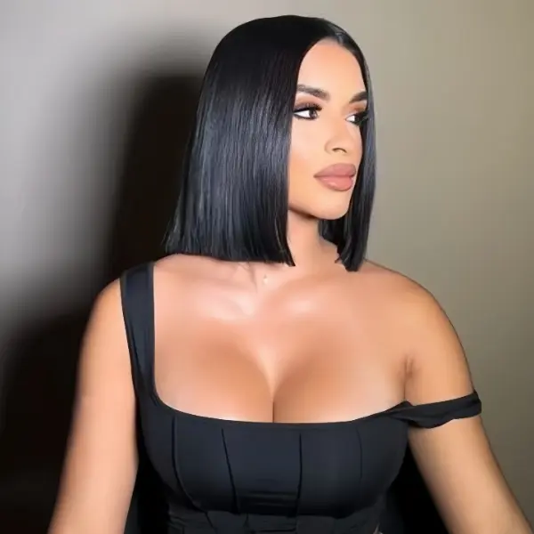 VIPbeauty Bob Wig 250% Density Blunt Cut Bob Wig 2*6 Lace Front 12 Inches Bob, Pre Cut Plucked Transprant Lace Short Wig Ready To Go Natural Black Color