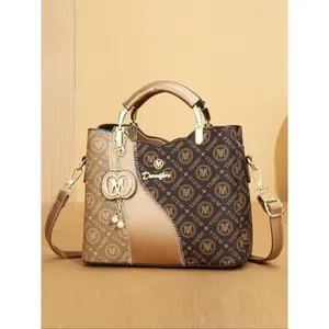 Women's Fashionable Letter Pattern Zipper Handbag, Casual Versatile Shoulder Bag for Daily Used, Trendy High-quality Daily Commuting Bag, Girl Fashionable Bag, Casual Trendy Purse