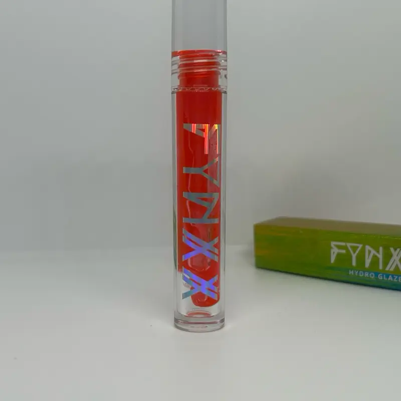FYNXX hydro glaze plumper Strawberry  blonde