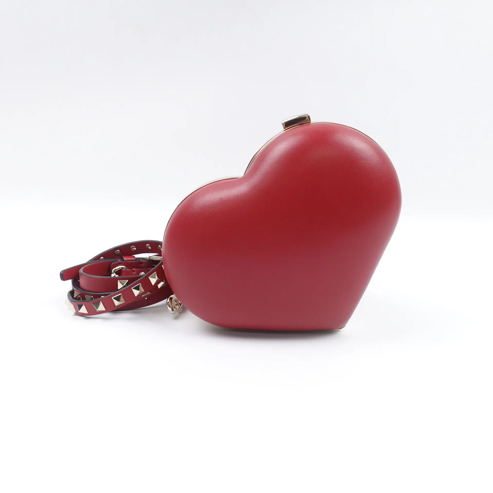 Pre-owned Valentino Lambskin Crossbody Bags Heart Red Crossbody Bag T10423998
