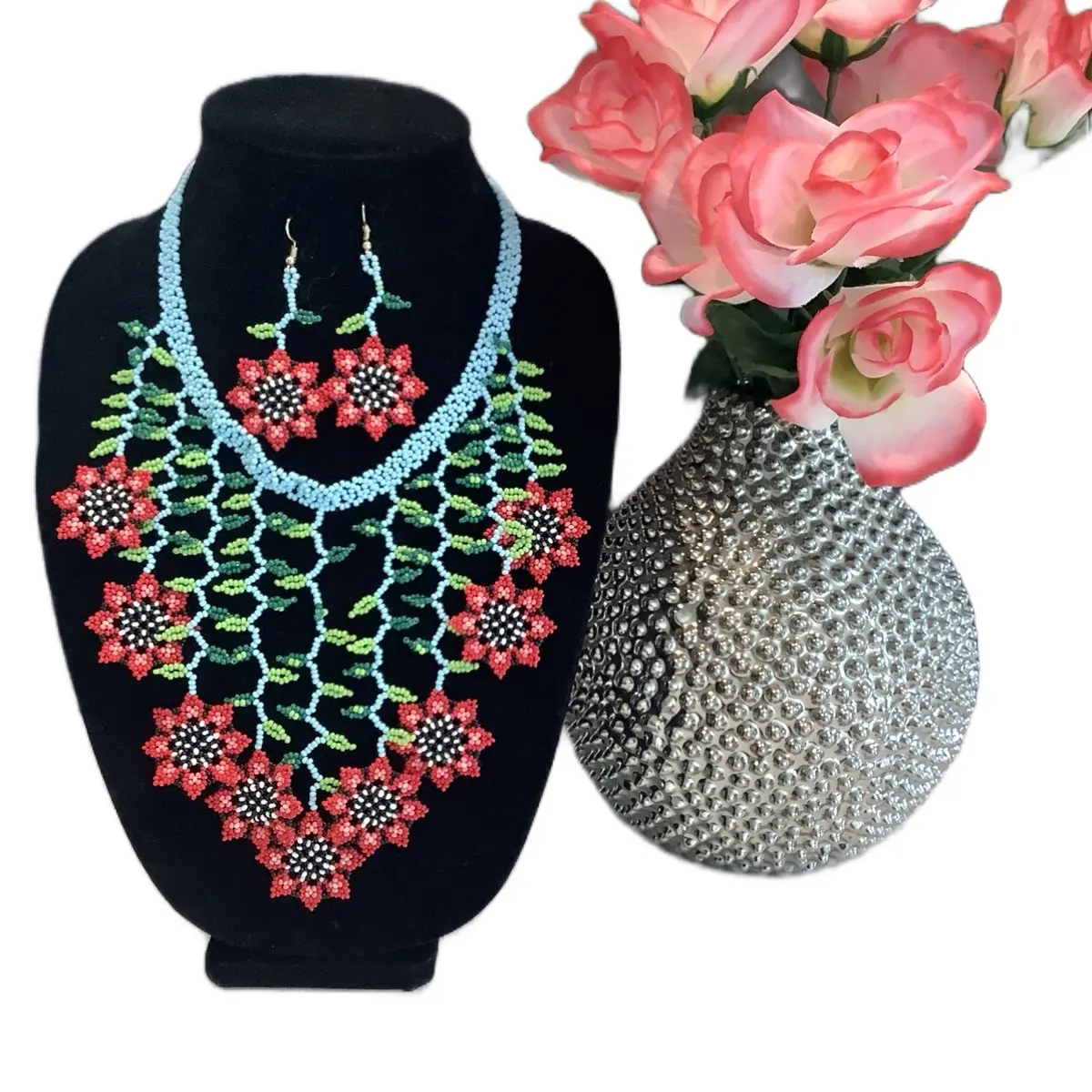Leila Necklace