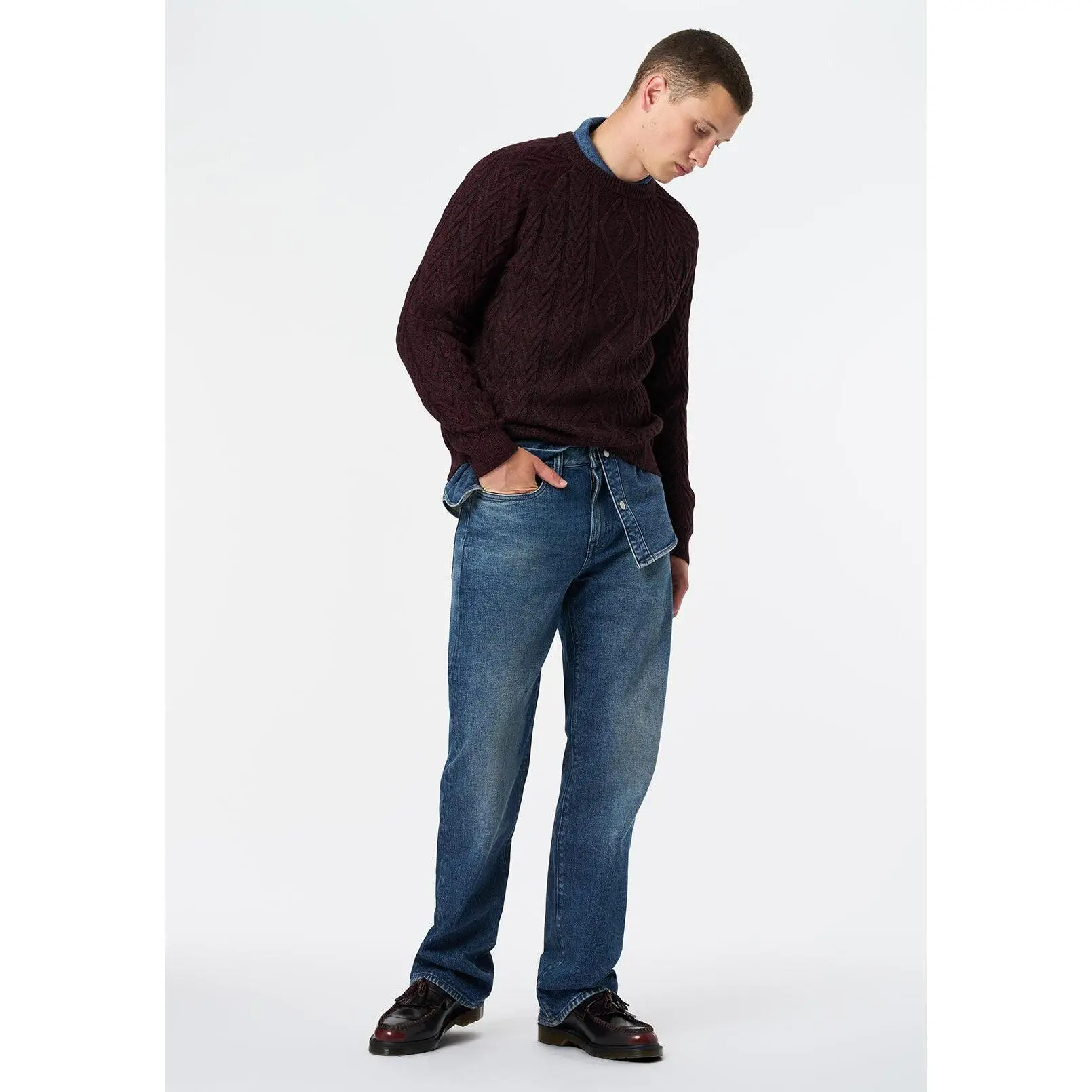 Walder Men's Relaxed Cable Knit Sweater, Maroon Banner - BM24771 Walder Men's Relaxed Cable Knit Sweater, Maroon Banner - BM24771