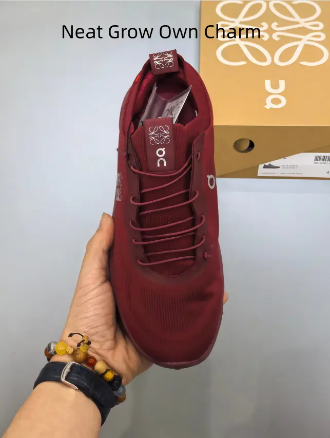 Rich Burgundy Performance Sports Shoes - Sleek Monochrome Casual Footwear, Ideal for Hiking & Everyday Walking