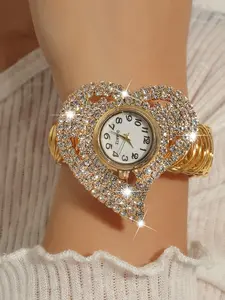 Women's Elegant Rhinestone Decorated Heart Shaped Quartz Watch, Exquisite Trendy Wristwatch, Fashionable Analog Watch for Women As Gift without Box