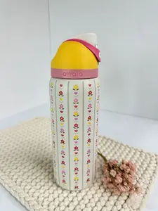 Owala 32oz Cute Floral  Water Bottle, Leakproof Insulated Stainless Steel Bottle with Built-In Straw, Trendy Aesthetic for On-the-Go Hydration Drinkware Flasks Mug Tumbler Bottled Portable Ceramic Skinny Collegiate Vacuum Flask insulate houses