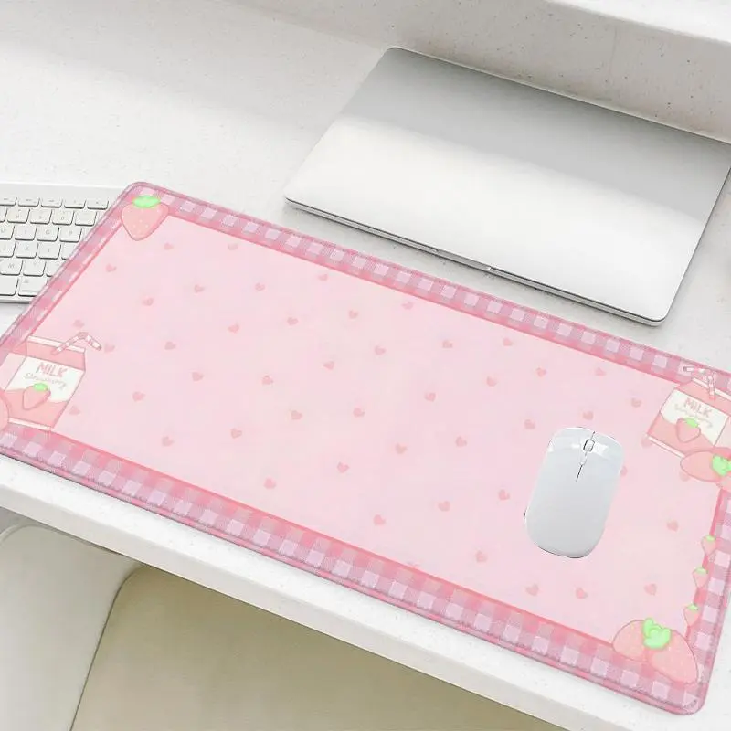 Cute Strawberry Pattern Mouse Pad, Rectangle Gaming Mouse Pad, Office Desk Keyboard Mouse Pad for Home Office Game Room Desk, Cute Desk Accessories, Desk Decor, Computer Desk Accessories