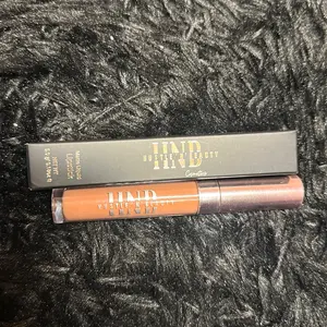 Hazelnut Liquid Matte Lipstick