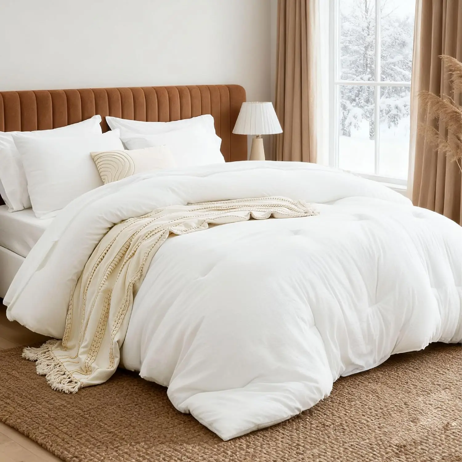 Comforter Set, White Soft Prewashed Bedding for All Seasons, 7 Pieces Warm Winter Down Alternative Bed Set, Fluffy Bed in a Bag with Sheets, Pillowcases &