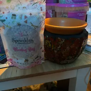 Pink Zebra warmer and sprinkles