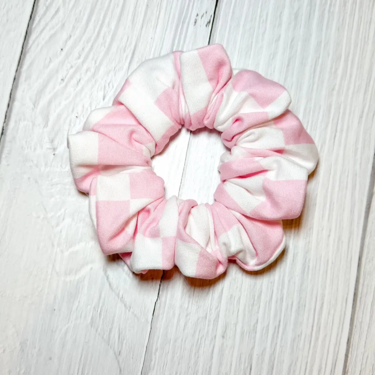 Light Pink Checkered Scrunchie - Lightweight Design, Ideal for Everyday Use, Versatile Accessory for Kids and Adults